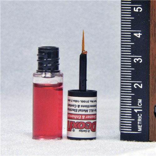 Liquid, mini brush applicator